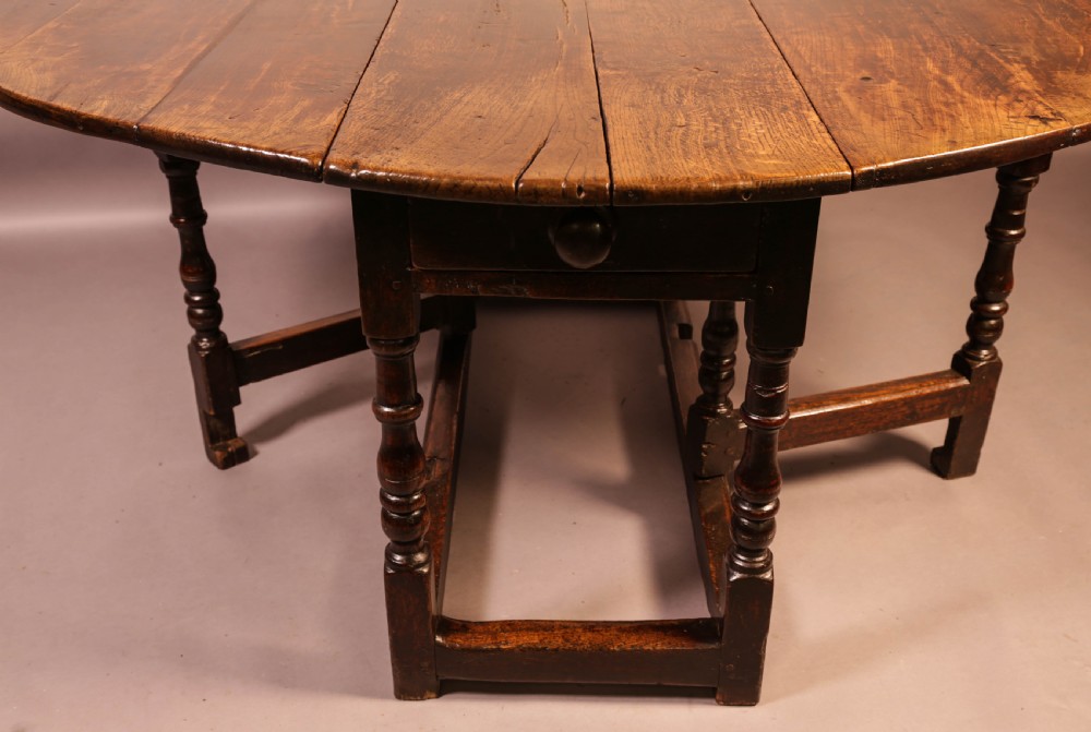A Very Good large 17th century Gate Leg Dining Table View VI