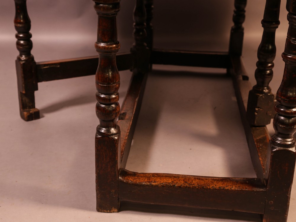 A Very Good large 17th century Gate Leg Dining Table View VII