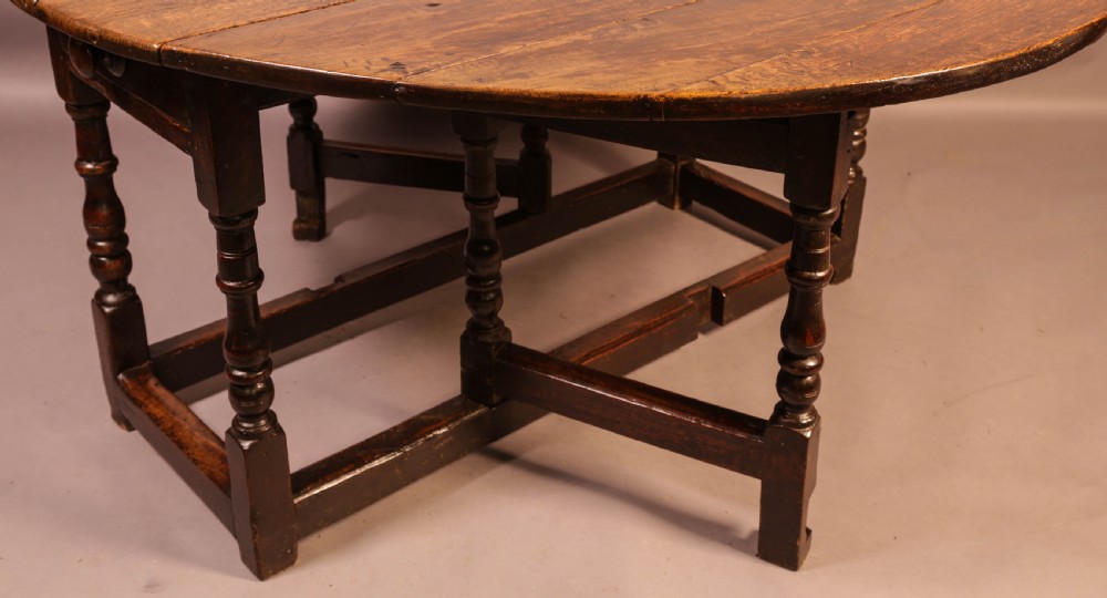 A Very Good large 17th century Gate Leg Dining Table View XI