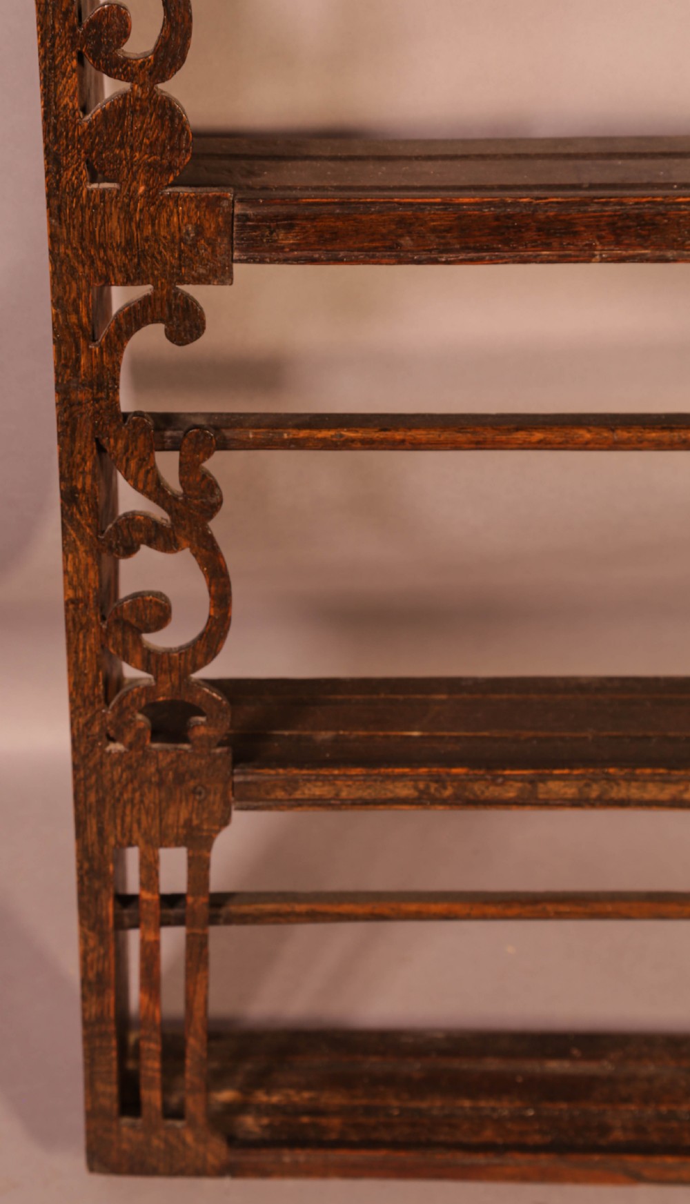 A Good 18th century Plate Rack Oak View XIII
