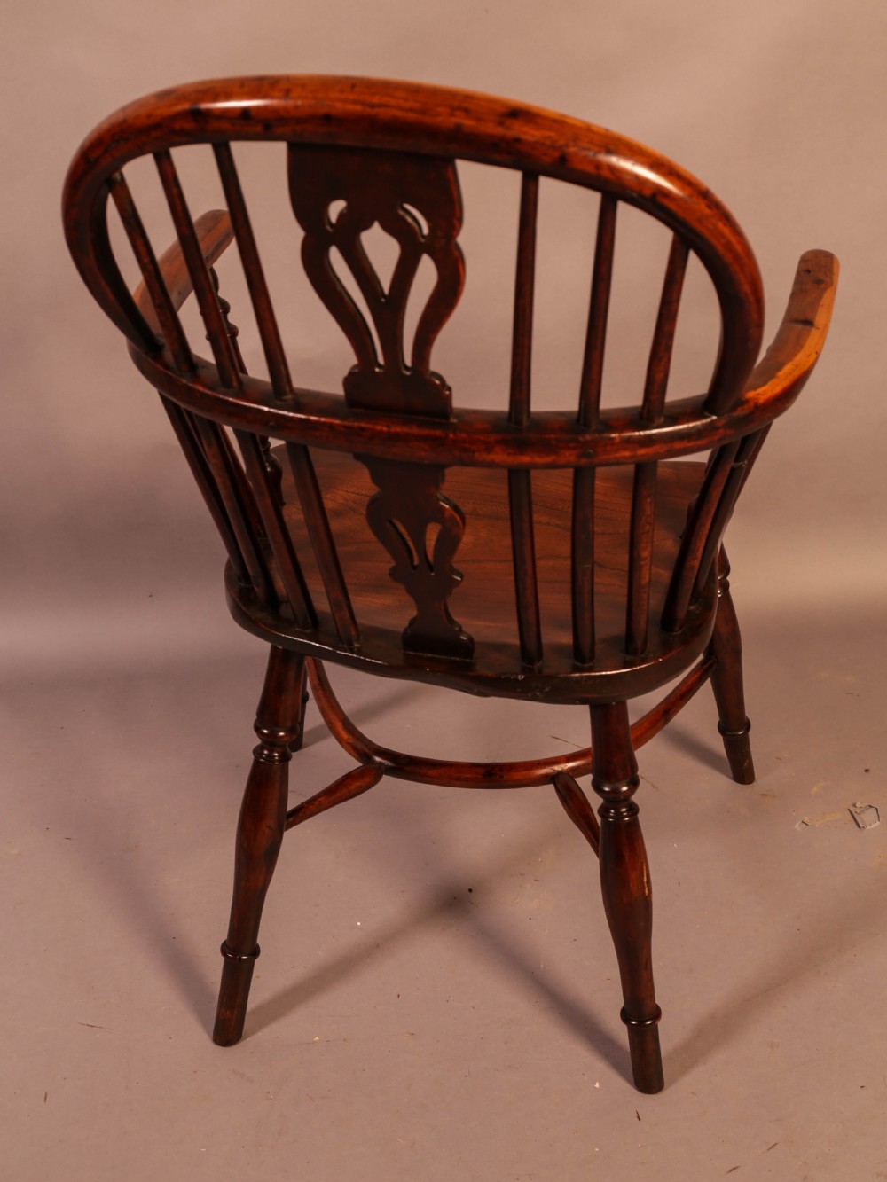 A Set of 4 Yew Wood Windsor Chairs Nicholson rockley View VI