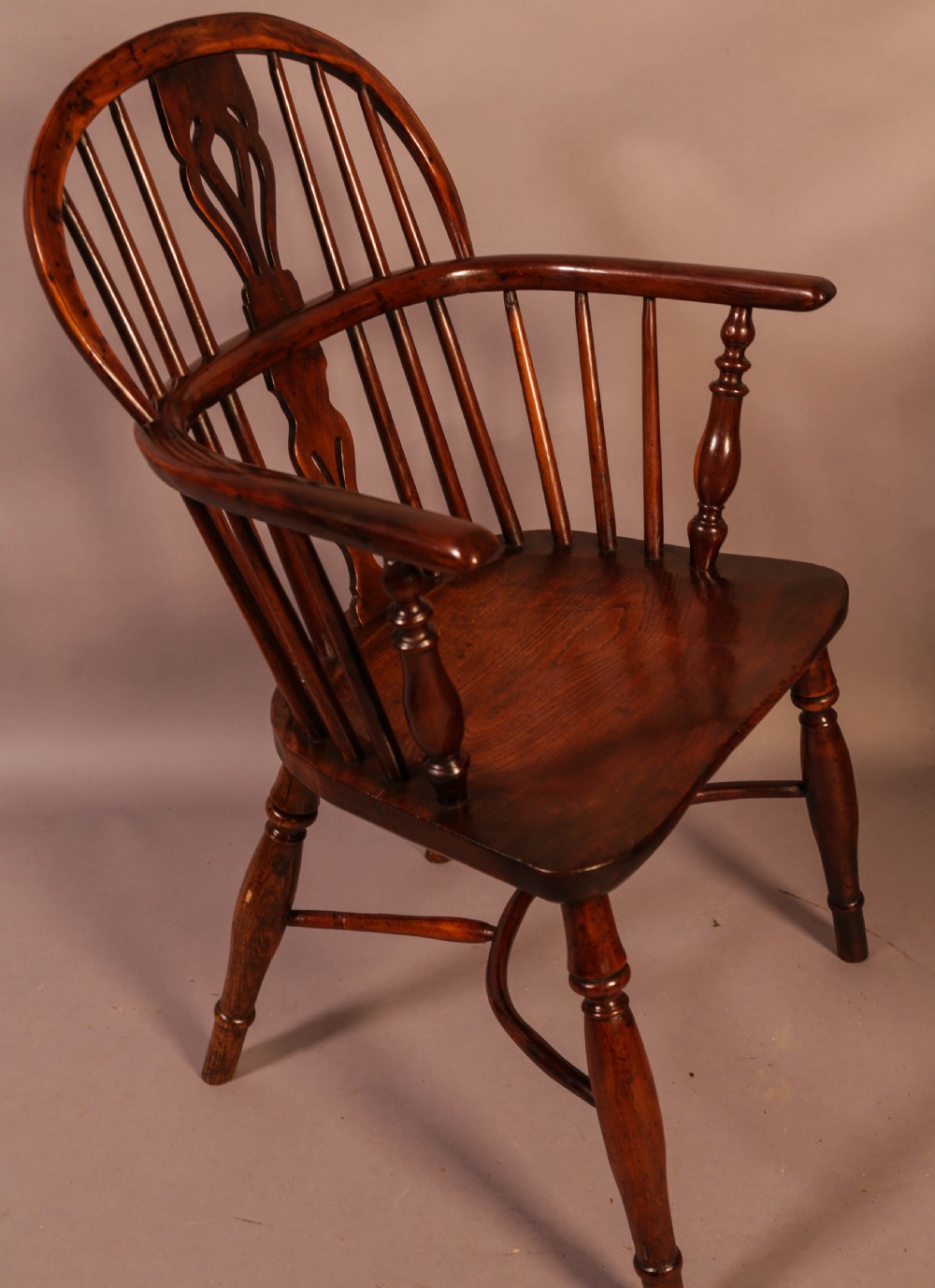 A Set of 4 Yew Wood Windsor Chairs Nicholson rockley View X