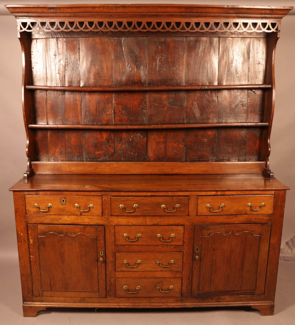 A George III Oak Dresser and Plate Rack