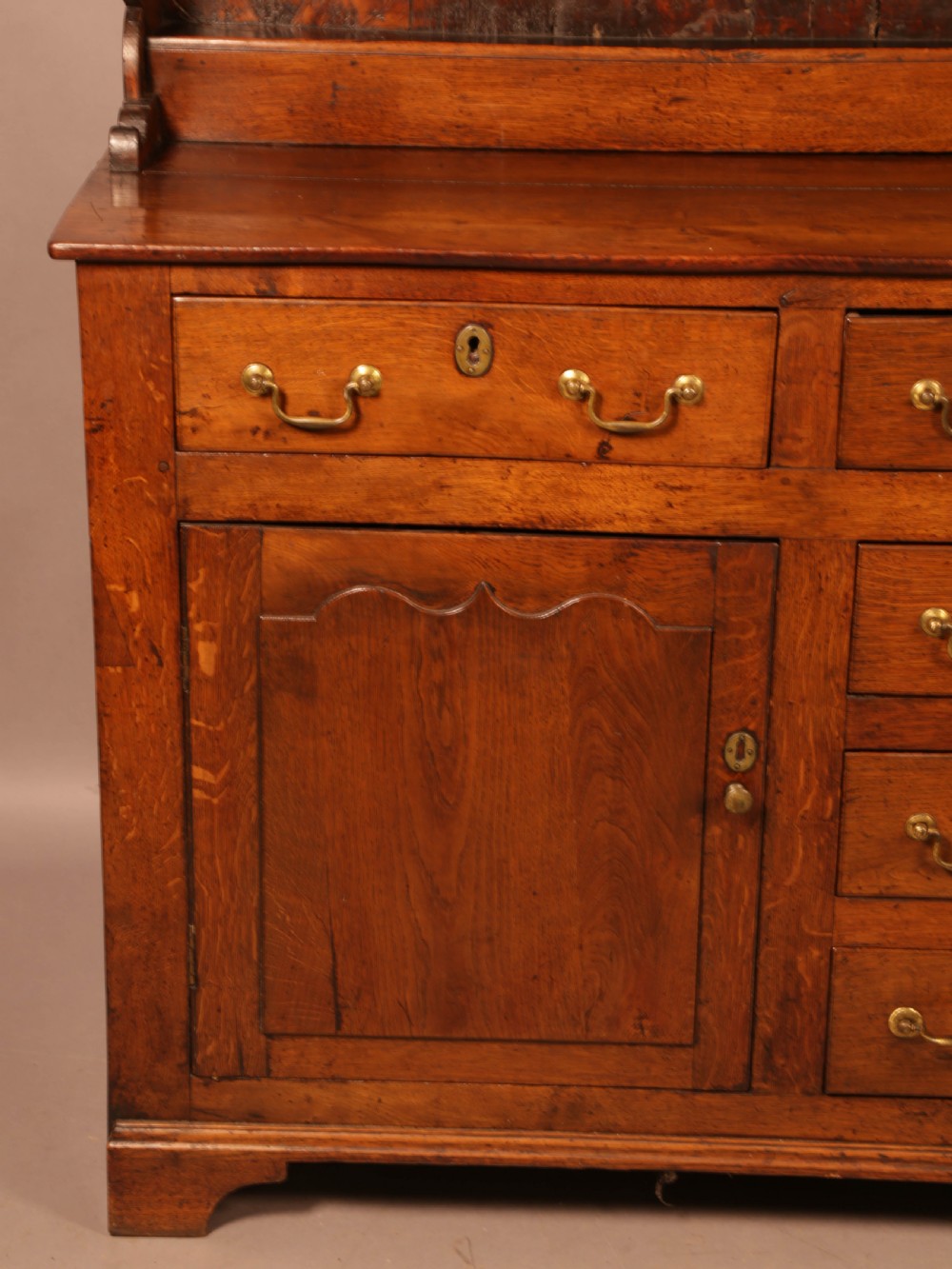 A George III Oak Dresser and Plate Rack View IV