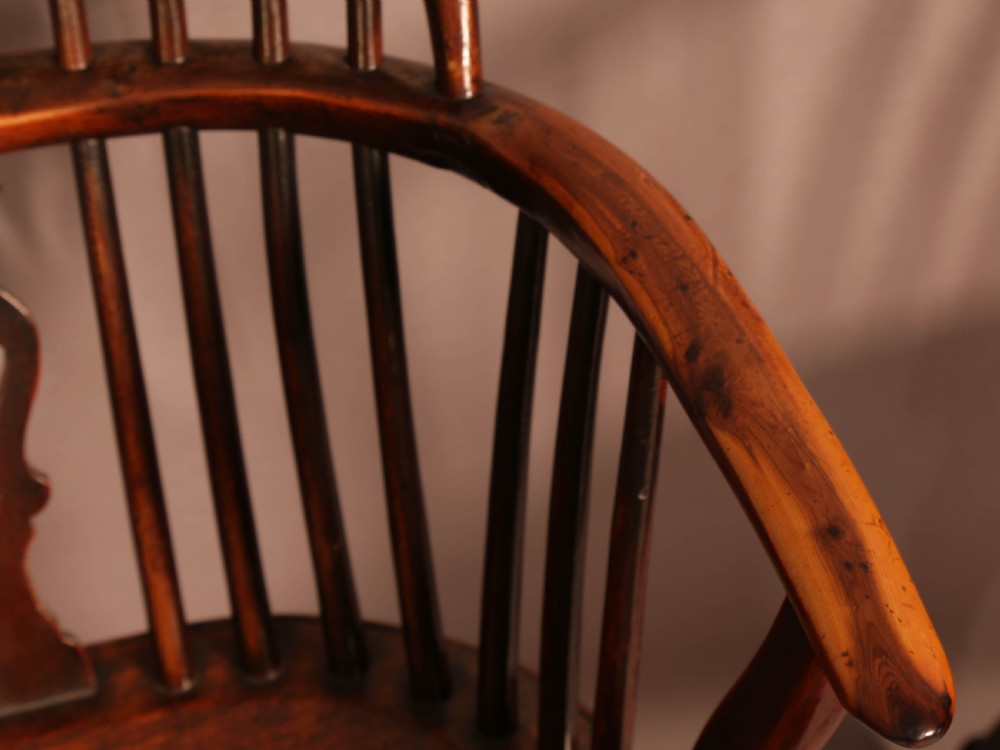 Very Rare Set of 8 Yew Wood Windsor chairs William Wheatland Retford View XIV