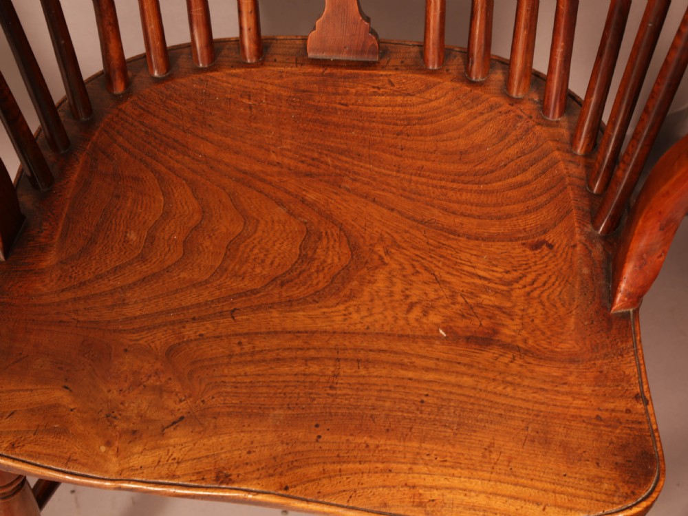 Very Rare Set of 8 Yew Wood Windsor chairs William Wheatland Retford View XX