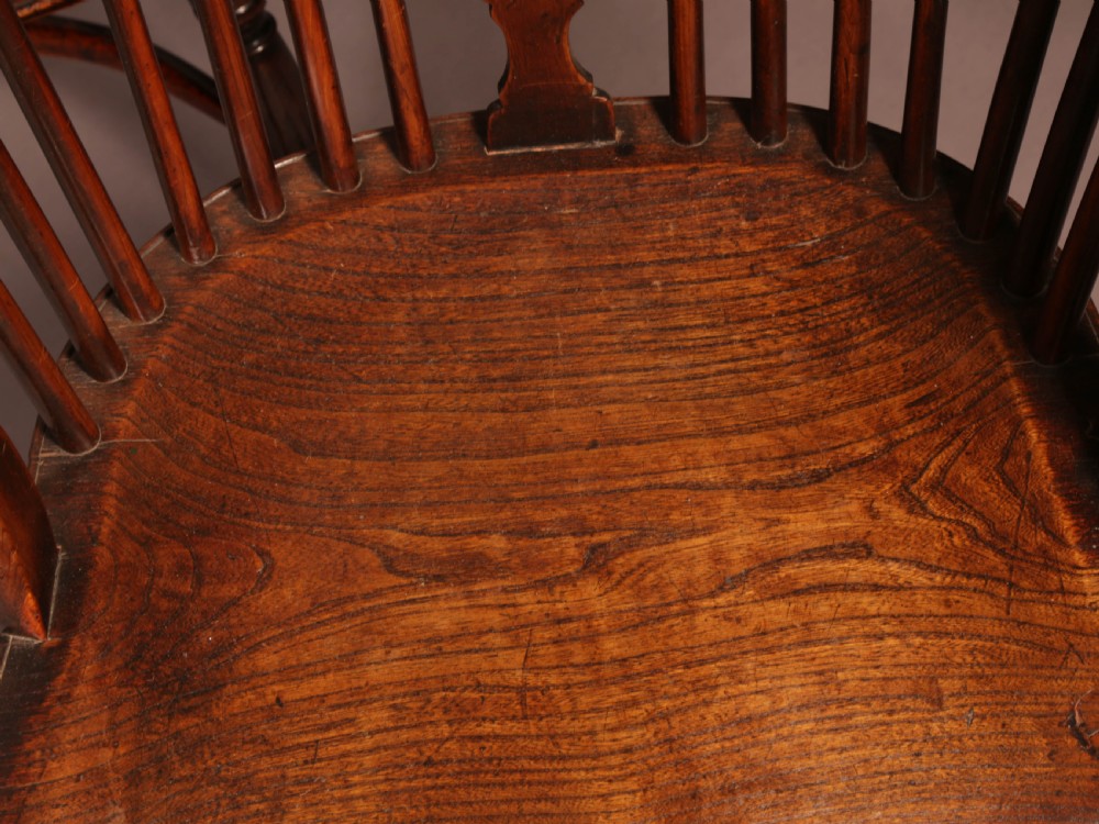 Very Rare Set of 8 Yew Wood Windsor chairs William Wheatland Retford View XXI