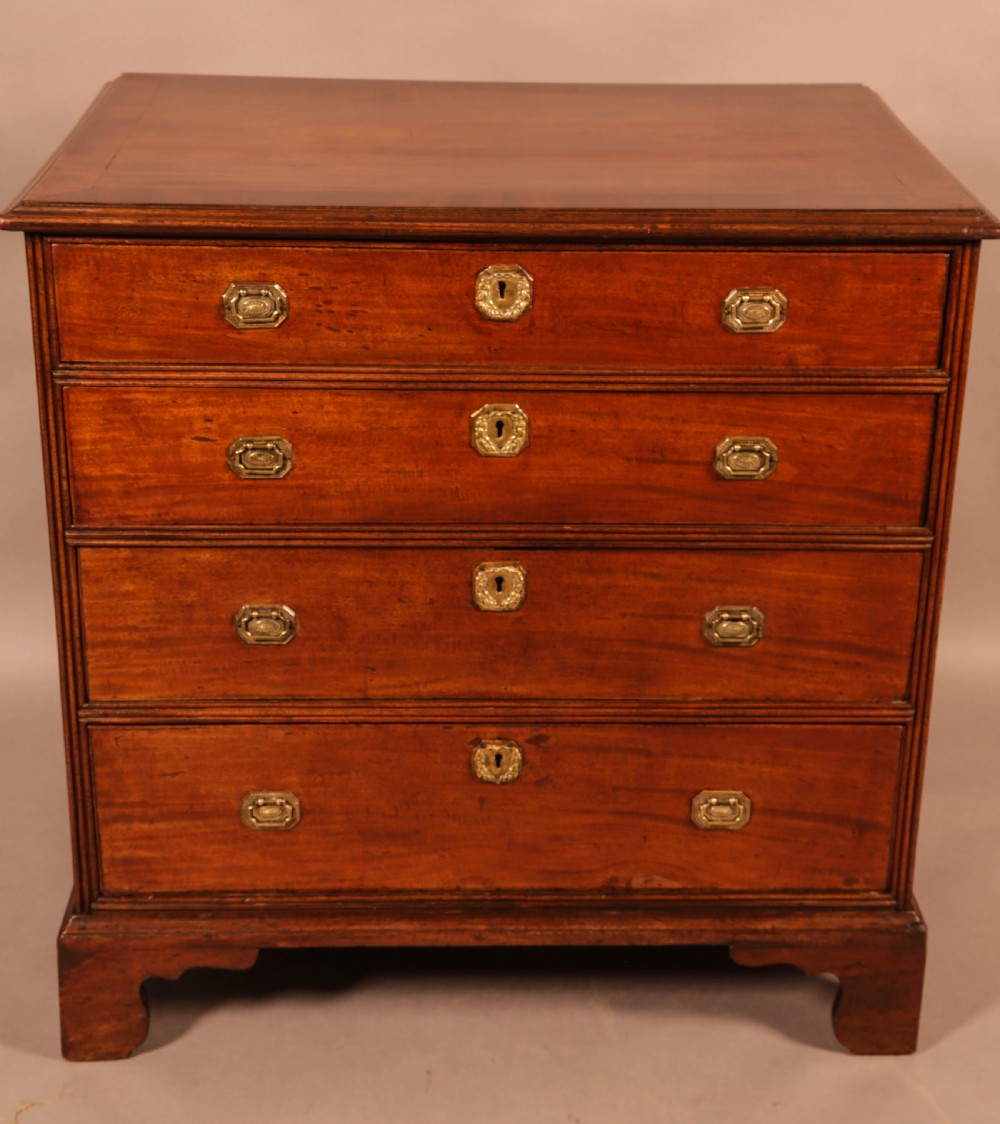 A Small 18th century Mahogany Chest of Drawers