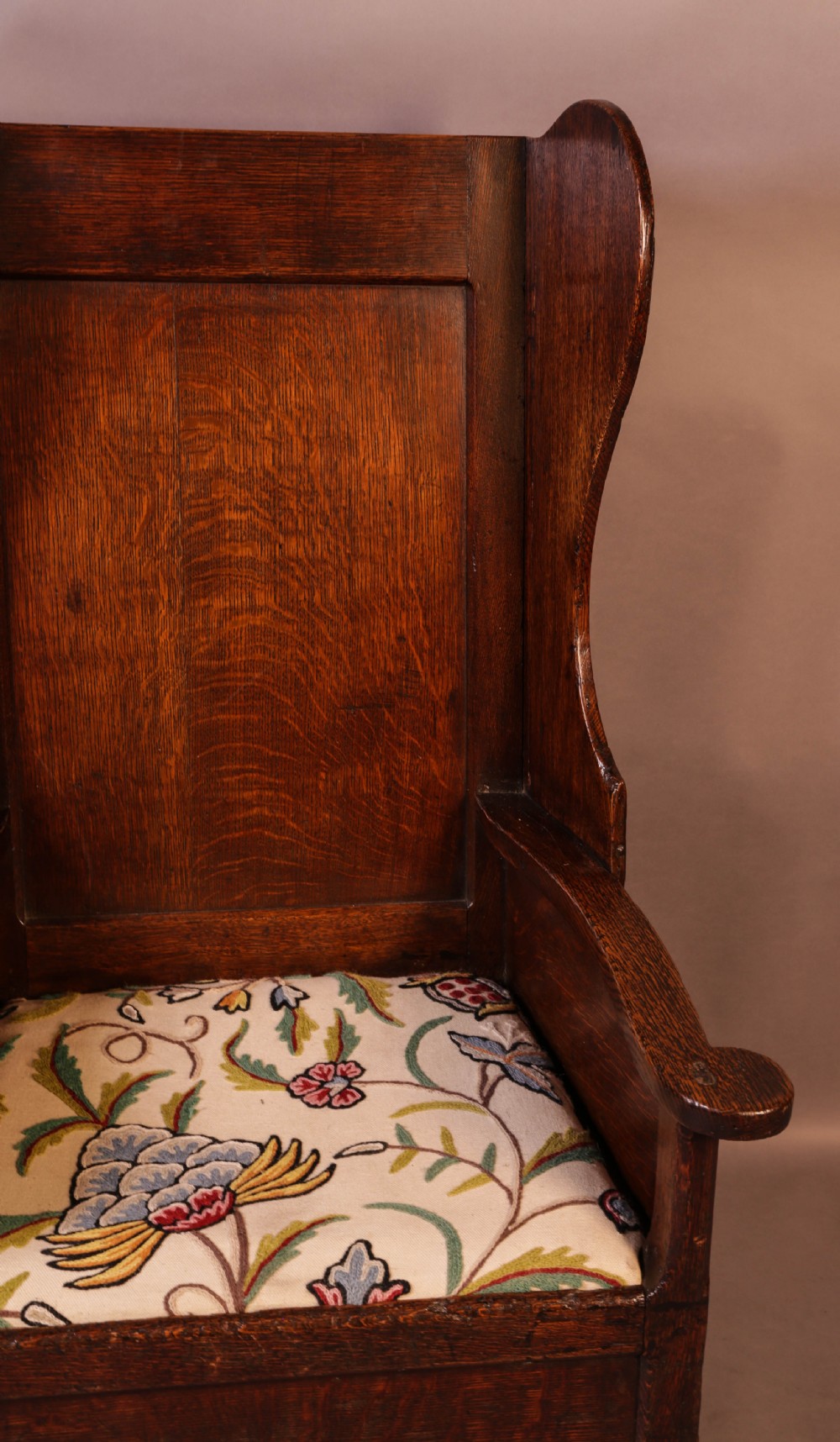 A Georgian Lambing chair in Oak View V