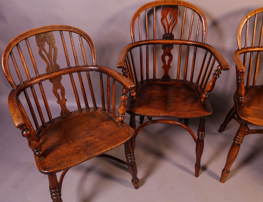 Near Matching set of 4 Windsor chairs Rockley View III