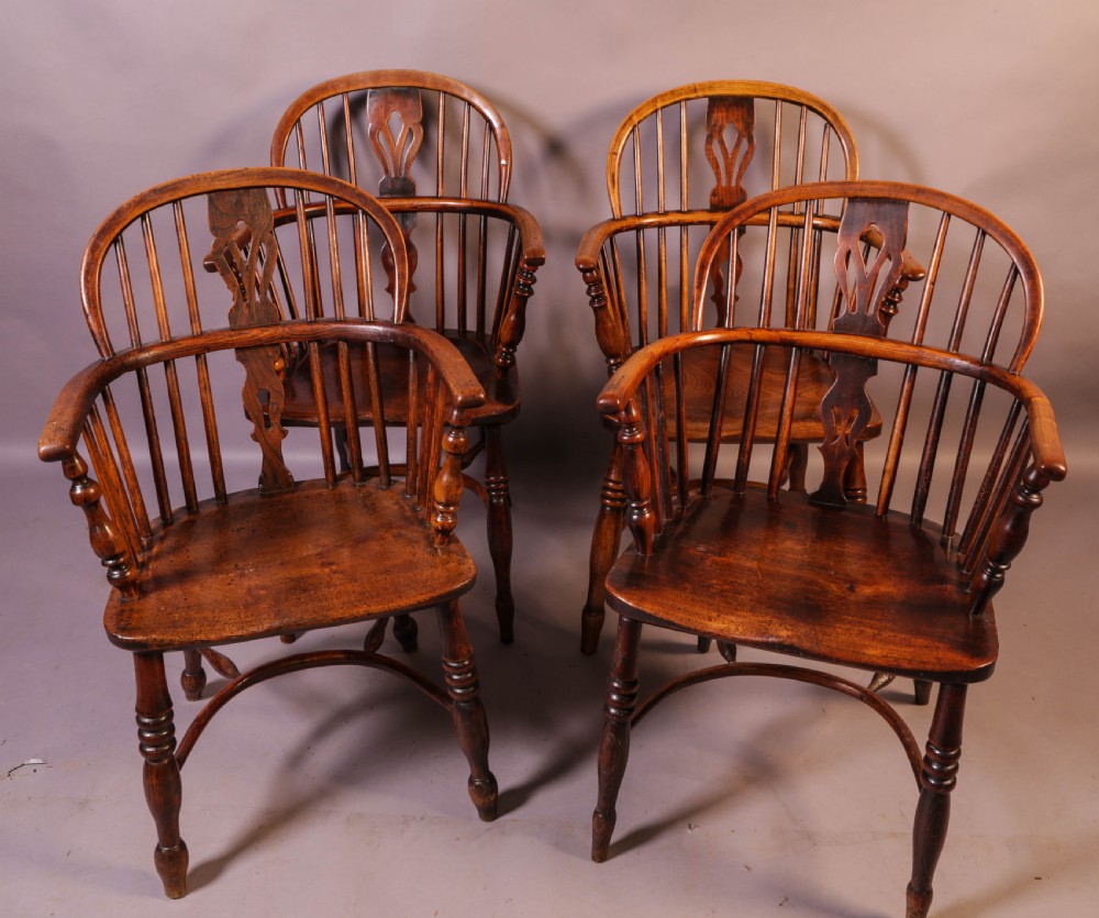 Near Matching set of 4 Windsor chairs Rockley View V