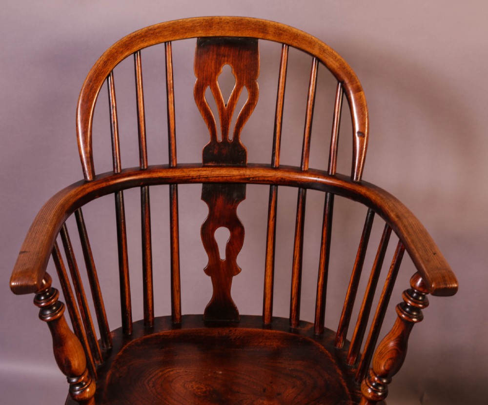 Near Matching set of 4 Windsor chairs Rockley View XI
