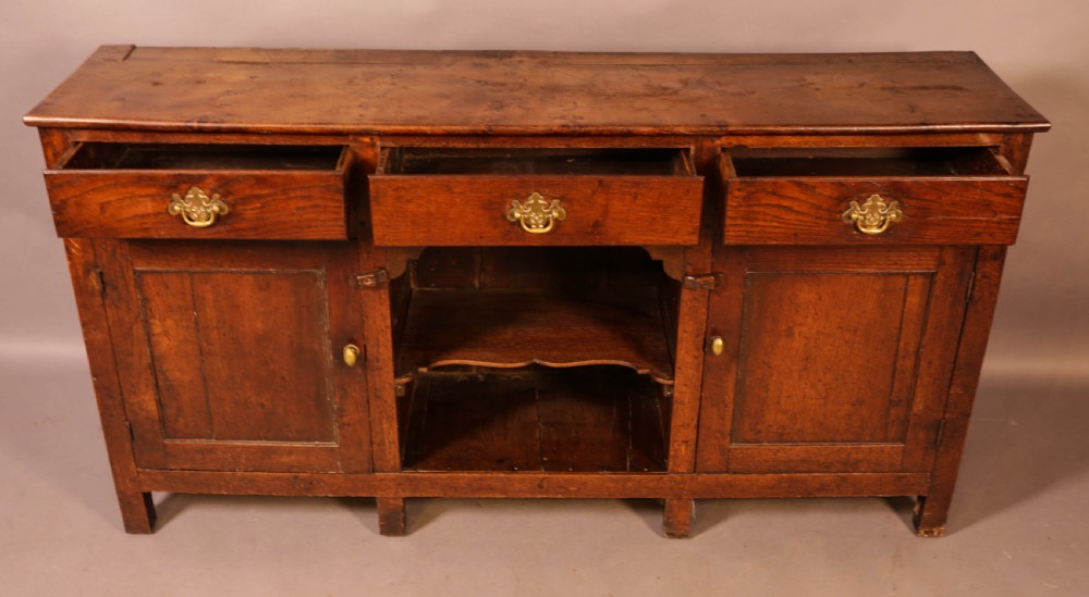 An 18th Century Oak Serving Dresser View VII