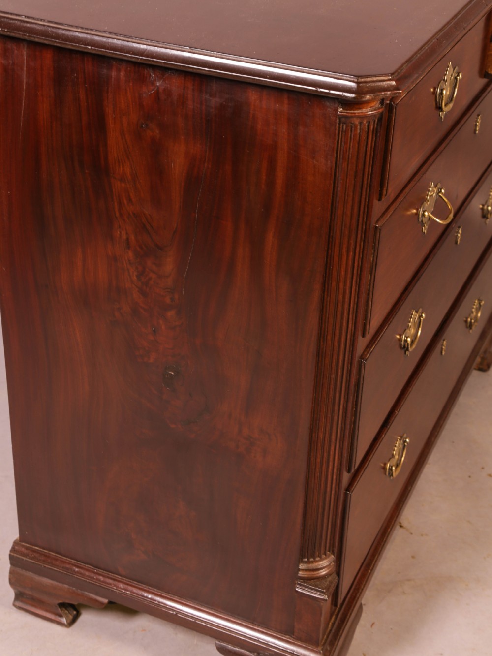 A Good Rare George II Chest of Drawers Red Walnut View VIII