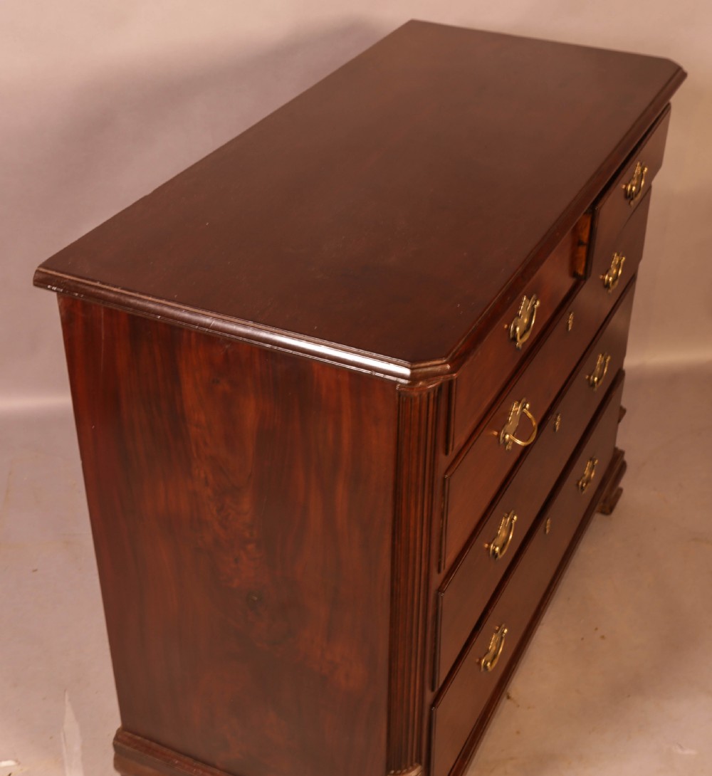 A Good Rare George II Chest of Drawers Red Walnut View IX