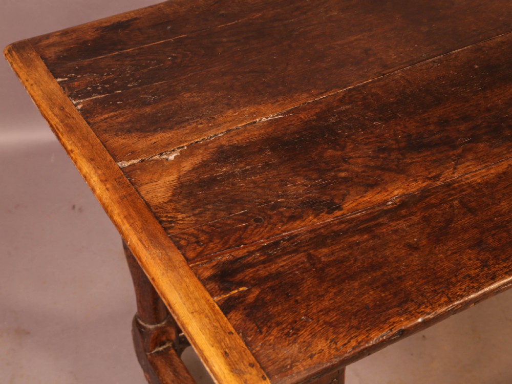 17th century Refectory Table in Oak View IV