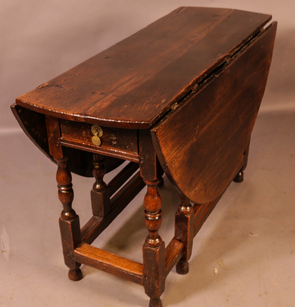 A 17th Century Gate Leg Dining Table c 1680 View VI