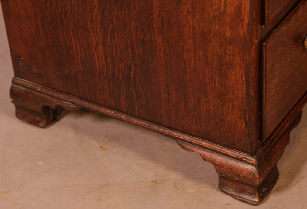 Georgian Oak Chest of Drawers View VIII
