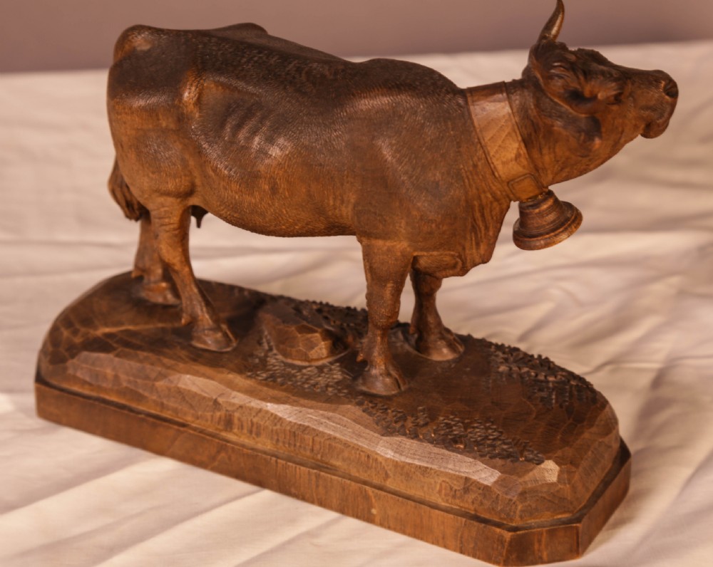 Best Quality Carved Black Forest Cow View III