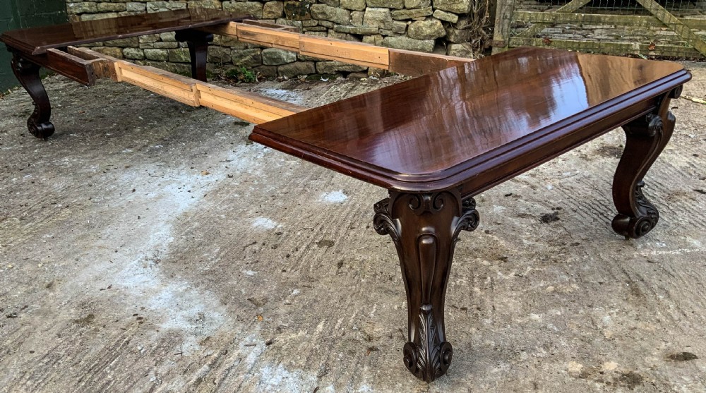 Very Large Victorian Extending Dining Table in Mahogany View XVI