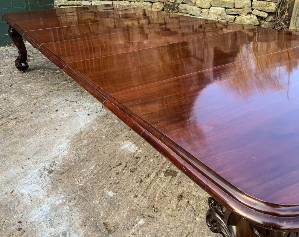 Very Large Victorian Extending Dining Table in Mahogany View XVIII