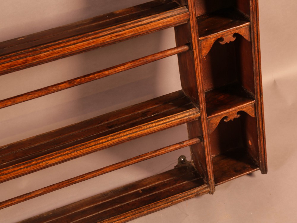 18th century Plate Rack in Oak View VII