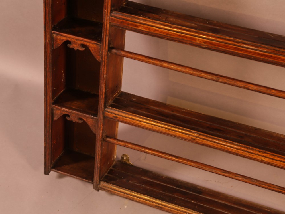 18th century Plate Rack in Oak View VIII