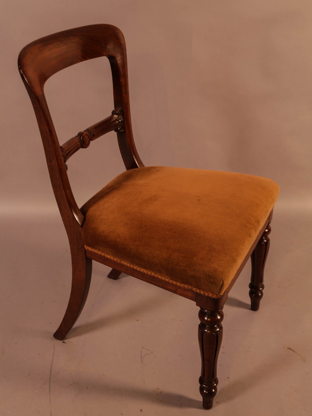 A Set of 8 William IV Dining Chairs  Mahogany View VII
