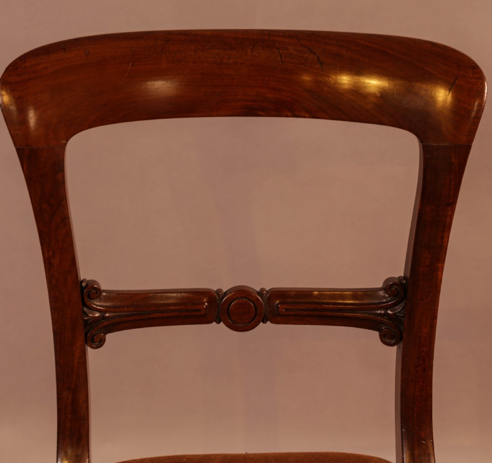 A Set of 8 William IV Dining Chairs  Mahogany View X