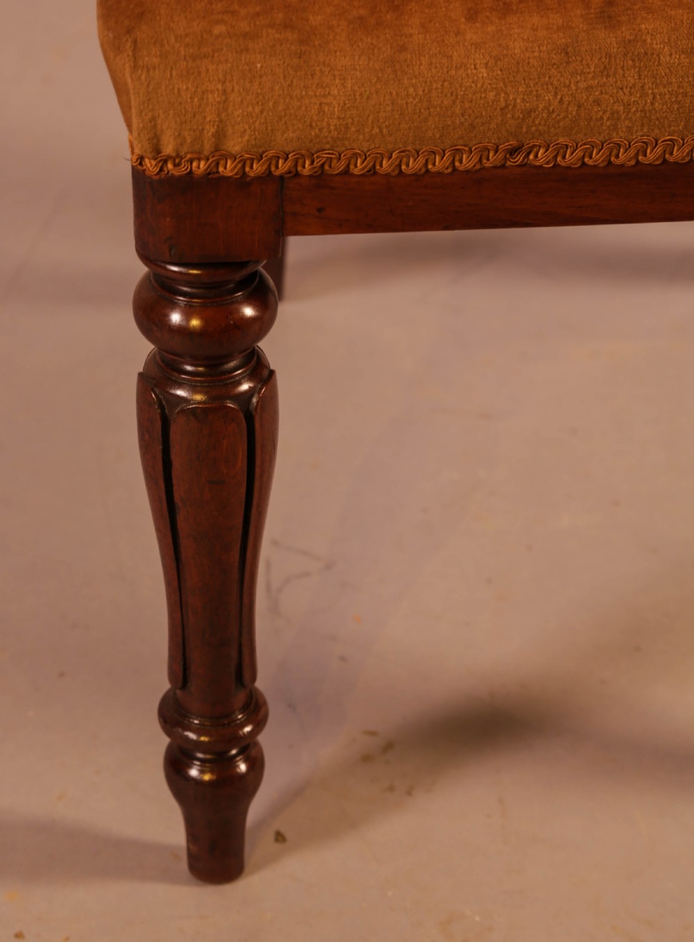 A Set of 8 William IV Dining Chairs  Mahogany View XI