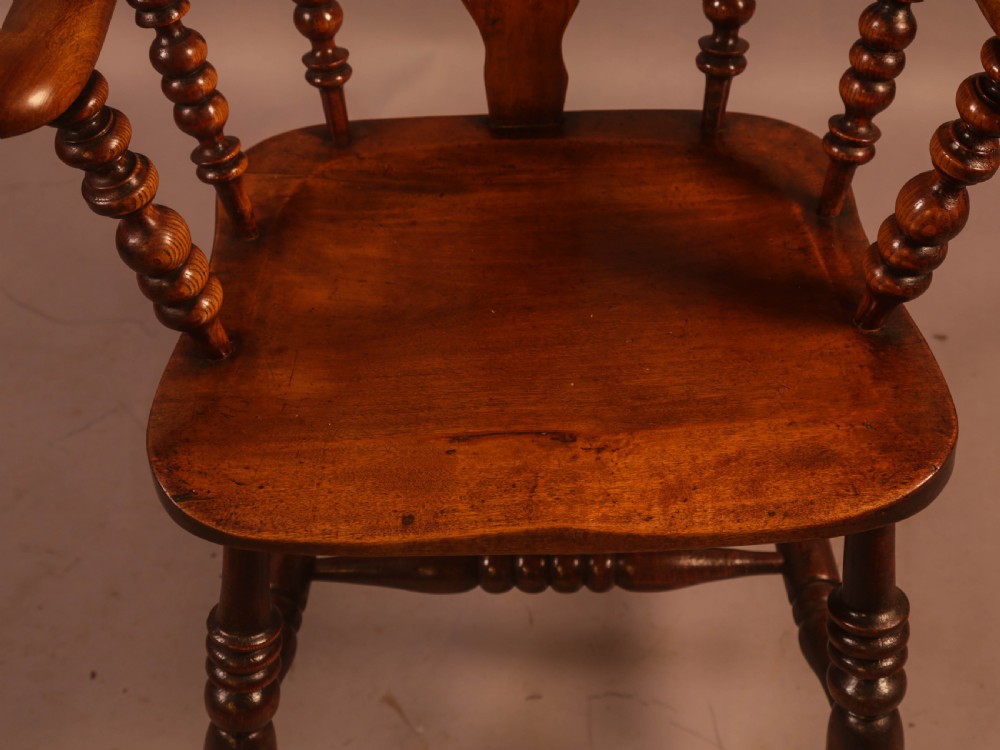 A Good Victorian Broad Arm Windsor Chair View VII
