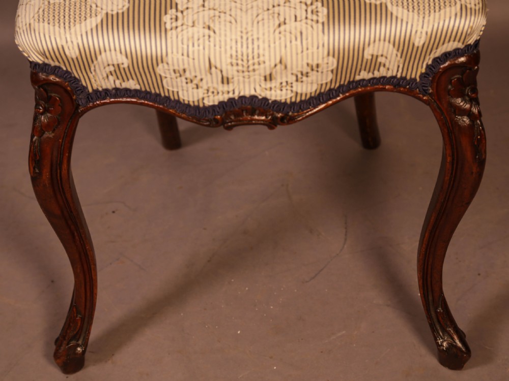 A Fantastic Set of 6 Victorian Walnut Dining chairs View X