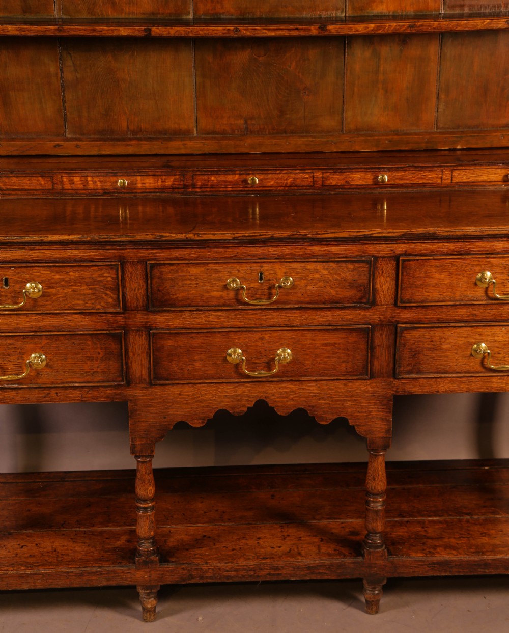 A Good Georgian Oak Dresser View V