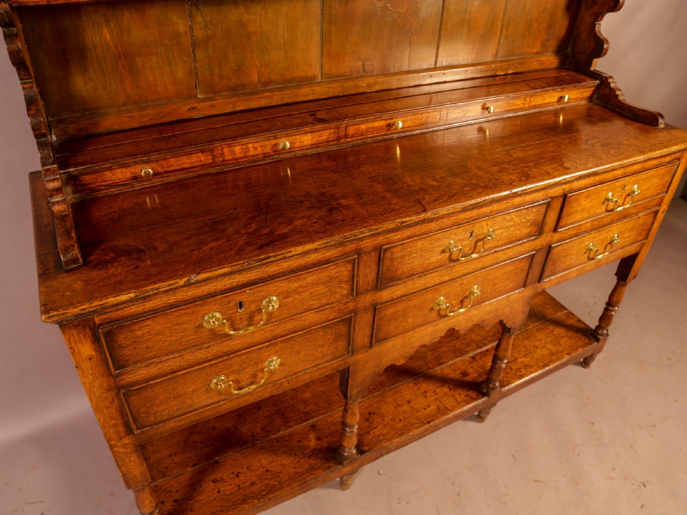 A Good Georgian Oak Dresser View X