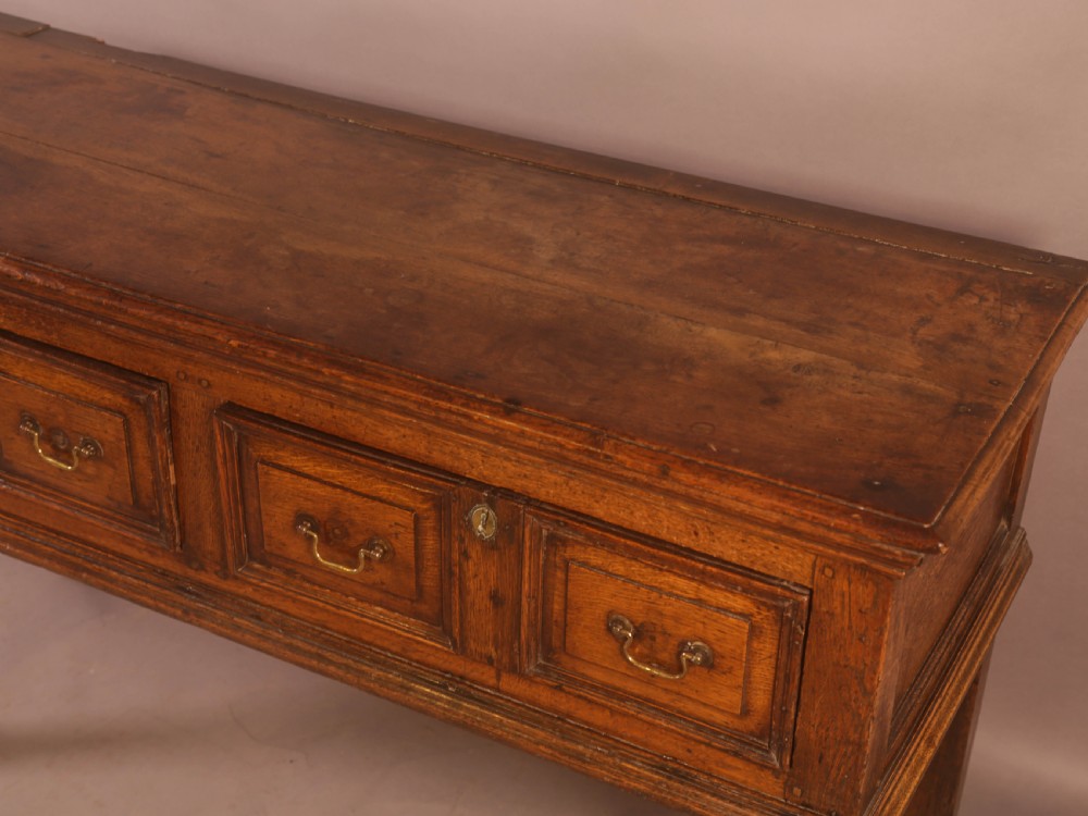 A late 17th early 18th century dresser base View X