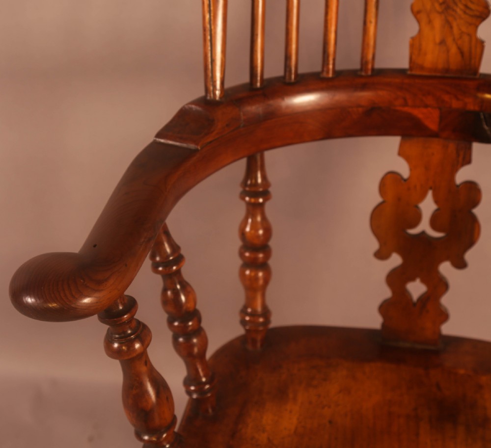 A Very Good 19th century Broad Arm Yew Windsor Chair View VI