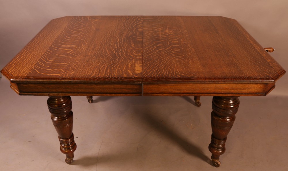 Oak Extending Dining Table 2 leaves View X