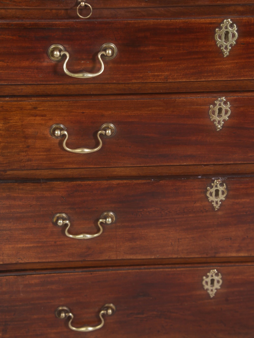 A Georgian chest of Drawers Small size View VIII