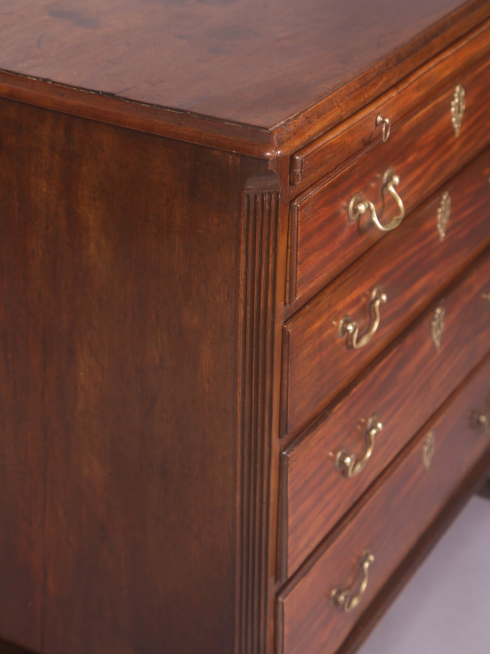 A Georgian chest of Drawers Small size View IX