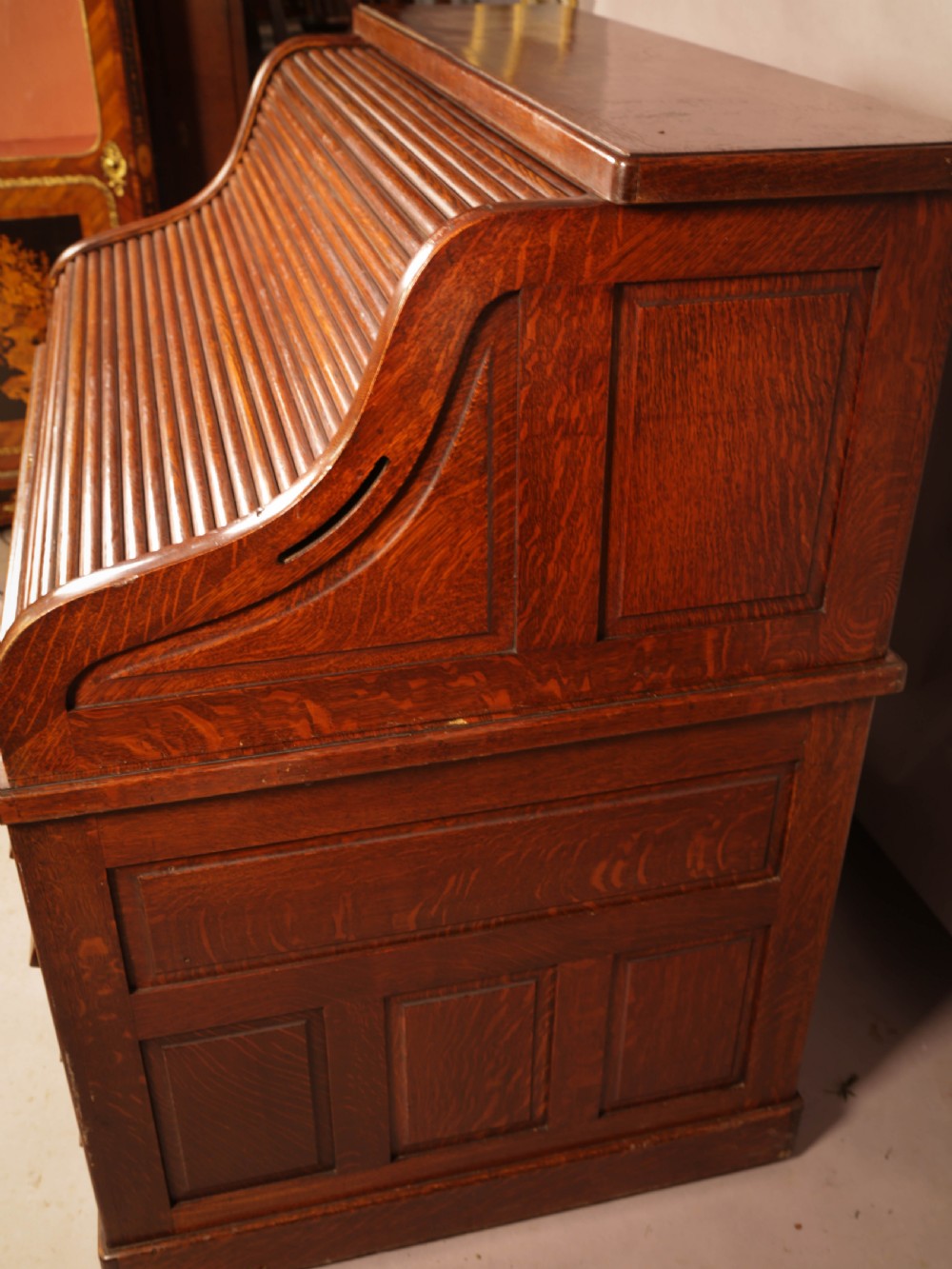 A good Oak Roll Top Desk by Maples London View VI