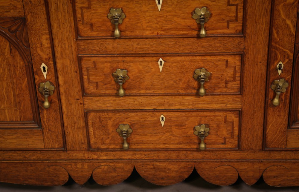 A Good Welsh Dresser circa 1820 View XI