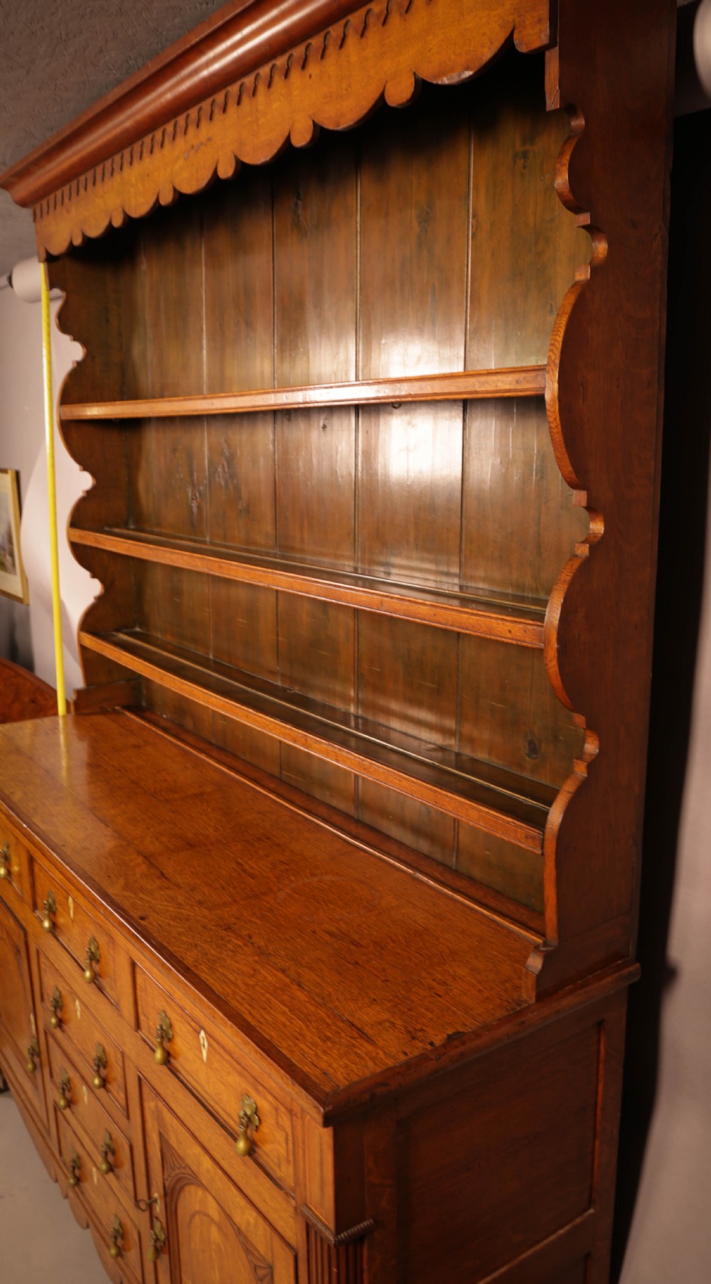 A Good Welsh Dresser circa 1820 View XVI