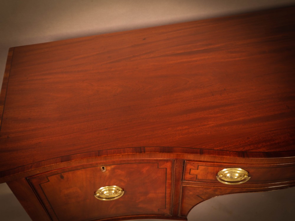 A Georgian Mahogany Sideboard c 1820 View VI