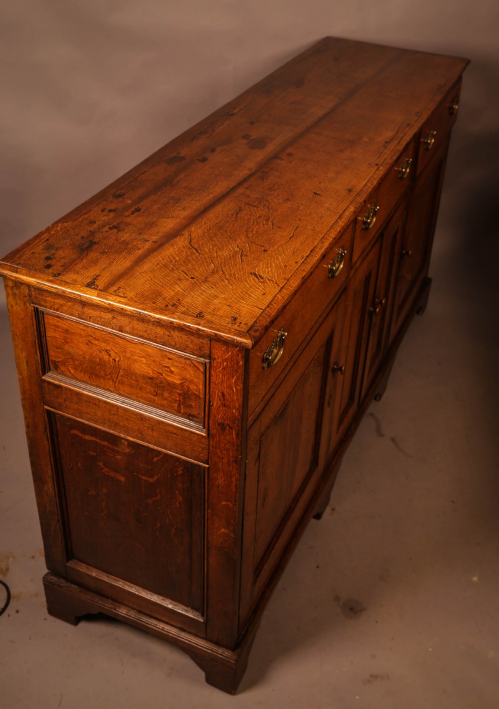 A Georgian Oak Serving Dresser c 1800 View V