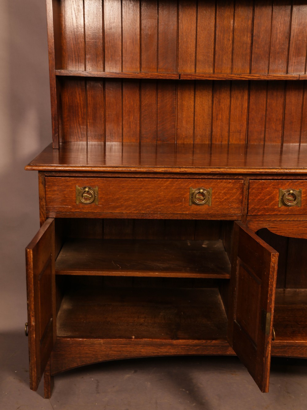 Arts and crafts Dresser in Oak View V