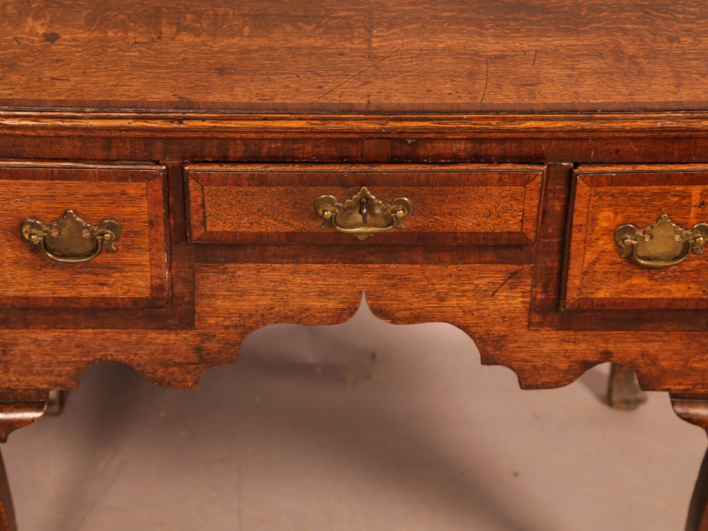 18 th century Oak Low Boy very original View IV