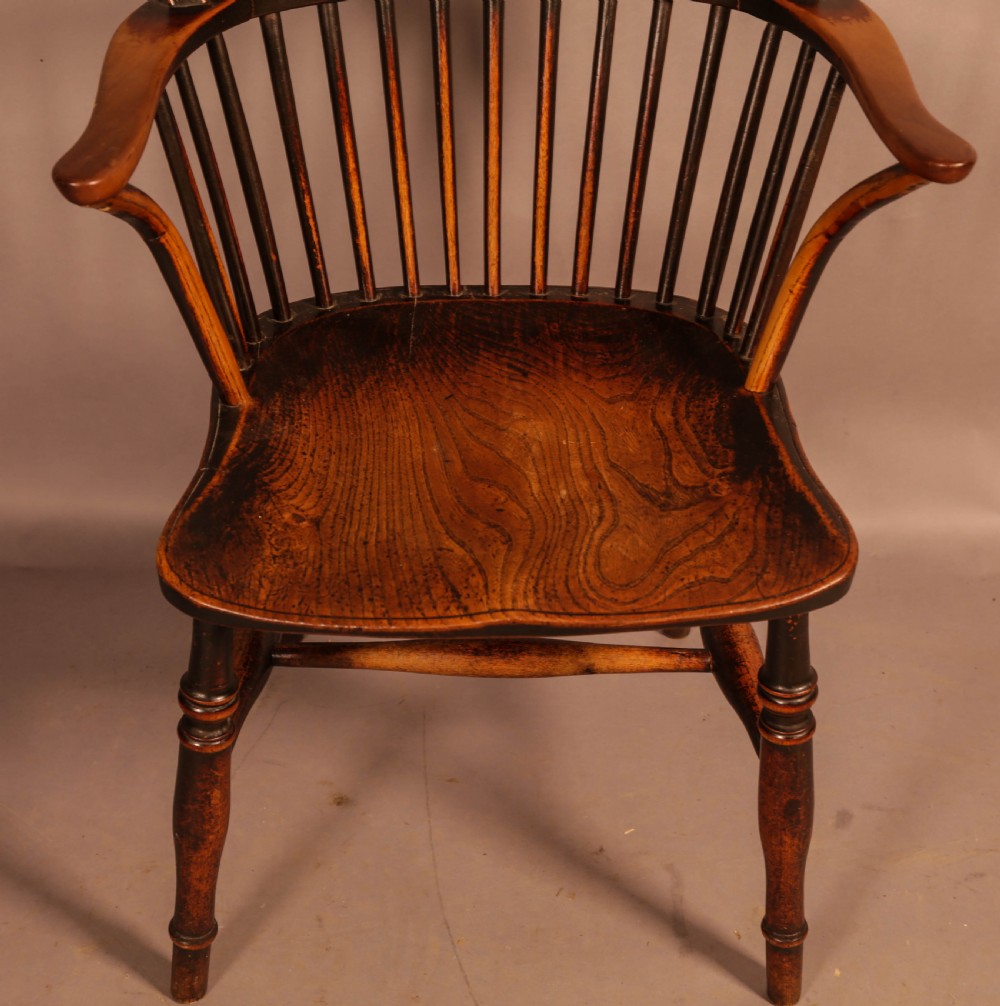 A Thames Valley Yew Wood Windsor Chair View V