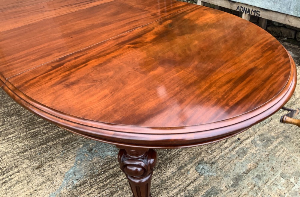 Super Quality Victorian Mahogany Extending Dining Table seats 14 View VI