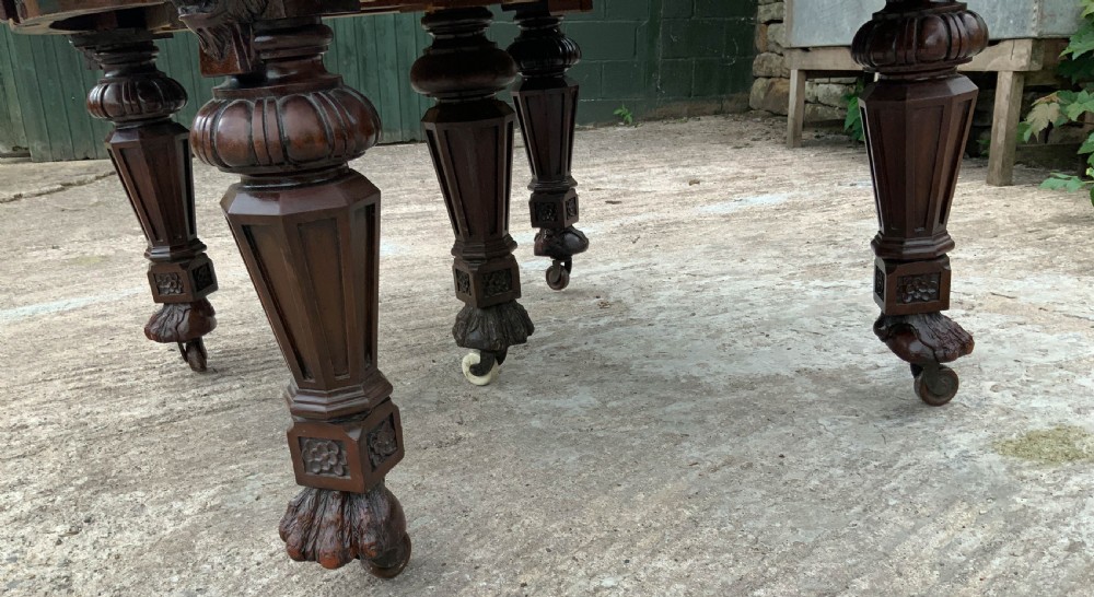 Impressive Victorian Mahogany Extending Dining Table seats 12 View XVIII
