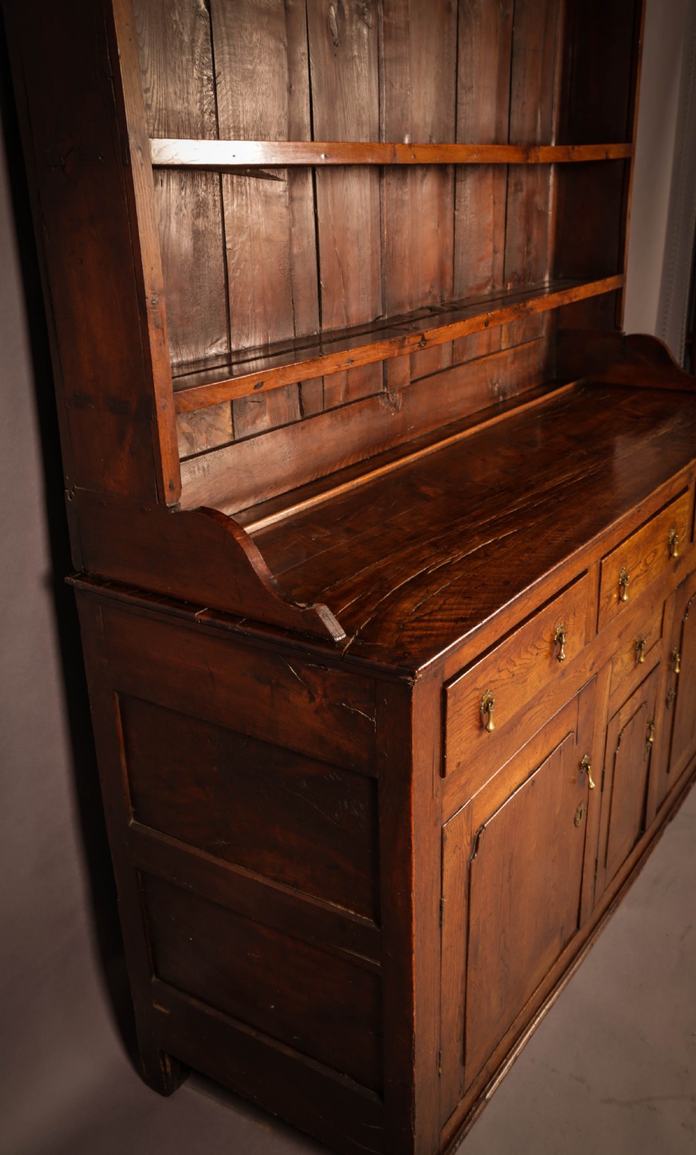 A Good 18th century Oak Dresser View VI